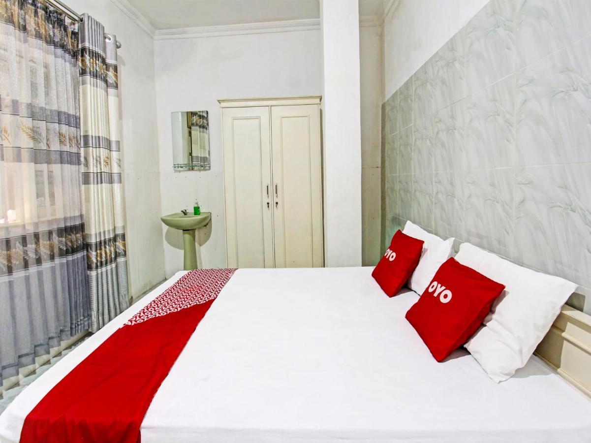 Oyo 3741 Mutiara Syariah 1 Hotell Mataram Exteriör bild